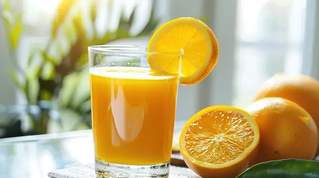 Orangensaft od. Apfelsaft      